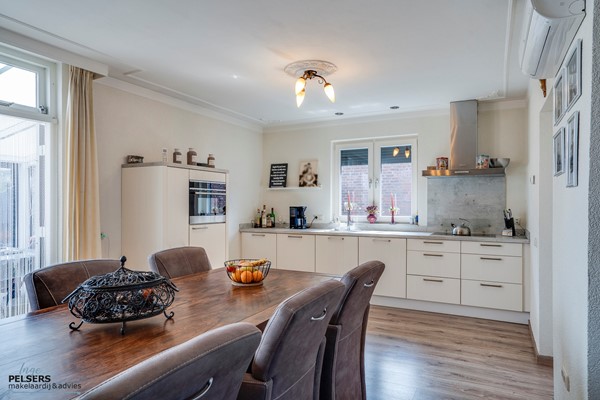 Medium property photo - Prins Bernhardlaan 10, 5953 EB Reuver